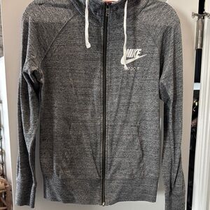 Nike Heather Gray zipper sweatshirt and jogger capris with White Accents